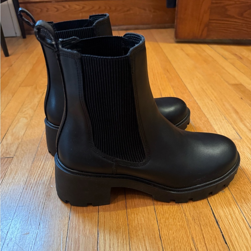 Steve Madden Brontey Chelsea Boot